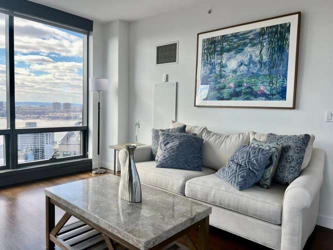LuxuryStays NYC - Financial District