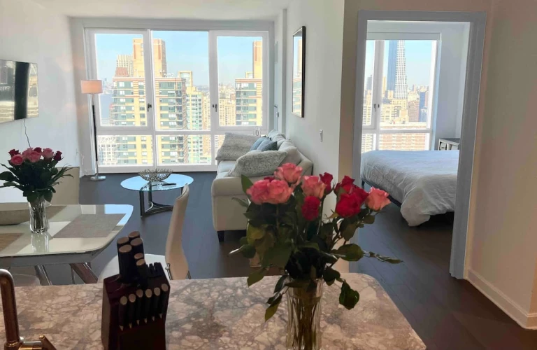 LuxuryStays NYC - Financial District