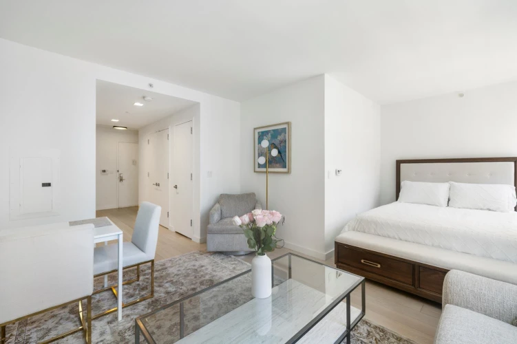 LuxuryStays NYC - Hells Kitchen